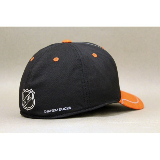 Кепка Adidas NHL Anaheim Ducks  В НАЛИЧИИ в Ярославле